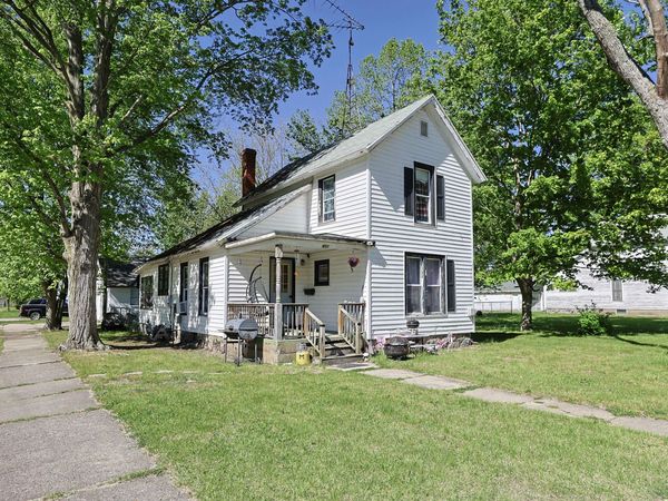 401 Keene Avenue, Dowagiac, MI 49047