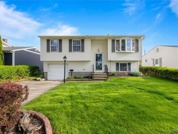 181 Le Havre Drive , Buffalo, NY 14227