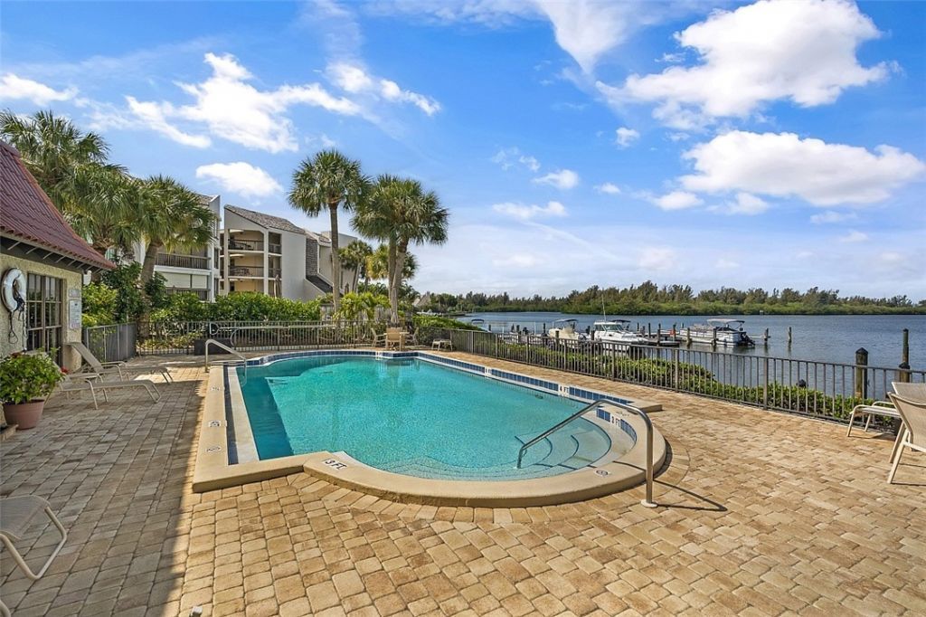 5151 Highway A1a, Unit 505, Vero Beach, FL 32963 Photo