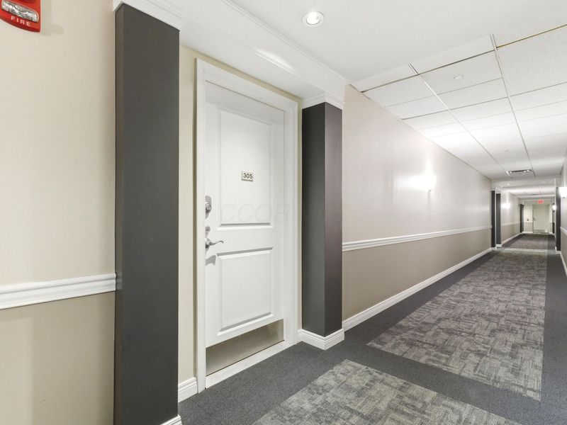 250 Daniel Burnham Square , Unit 305, Columbus, OH 43215 Photo 4