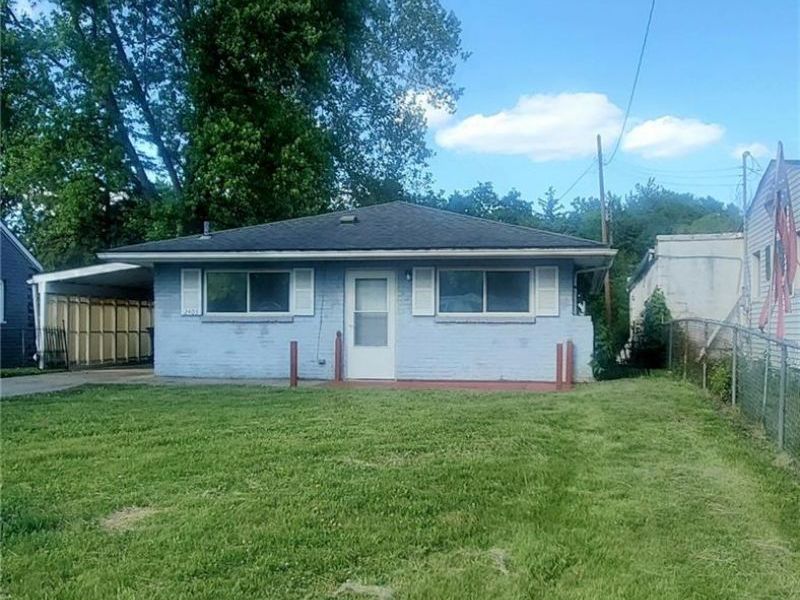 2405 Browning, Middletown, OH 45042 Photo 1