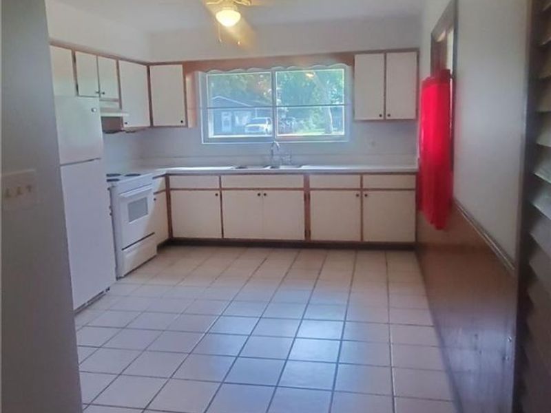 2405 Browning, Middletown, OH 45042 Photo 3