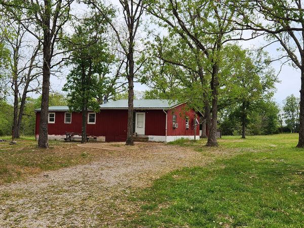 53 Wagon Wheel Road , Conway, MO 65632