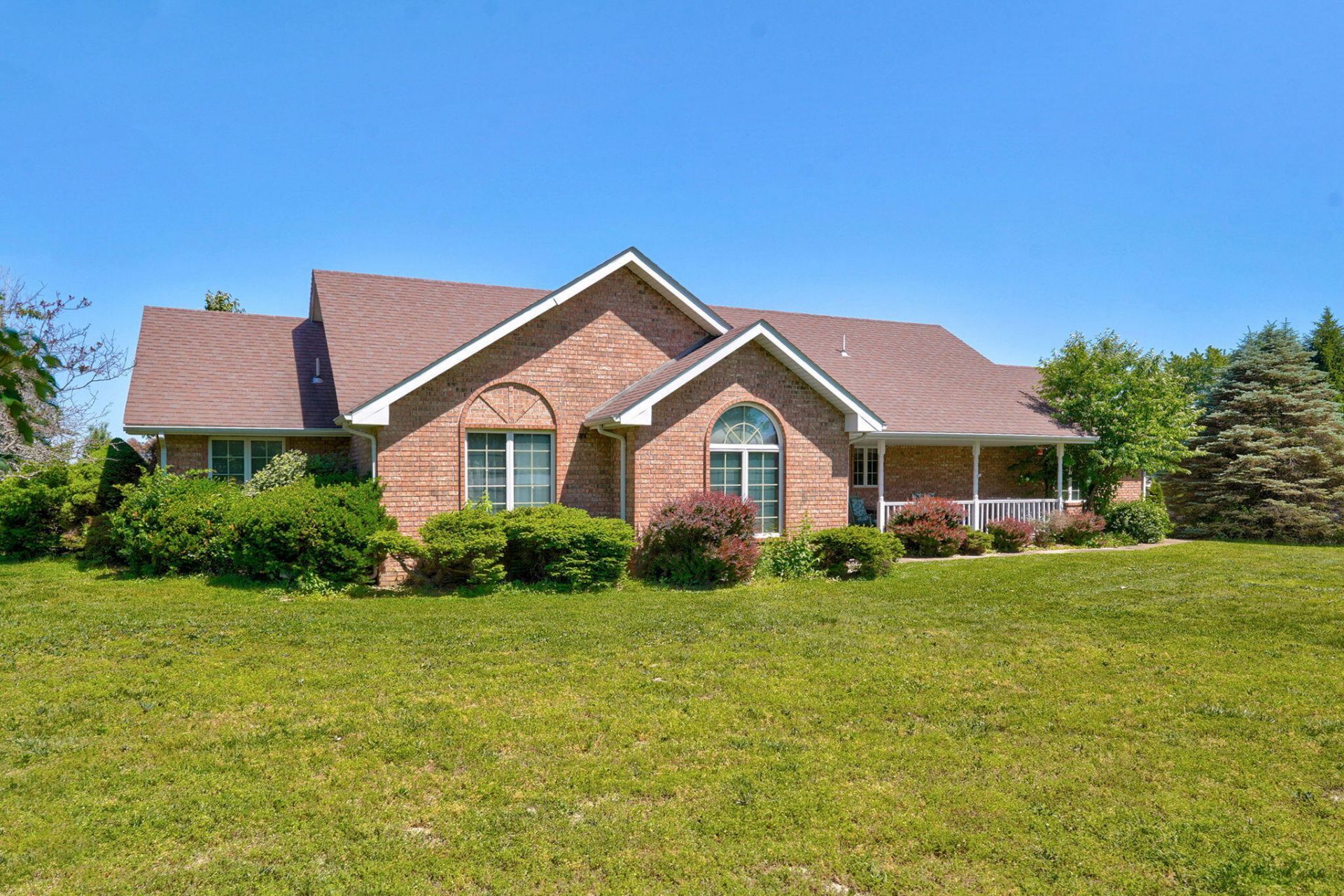 202 Hedgerow Drive, Ozark, MO 65721 Main Photo