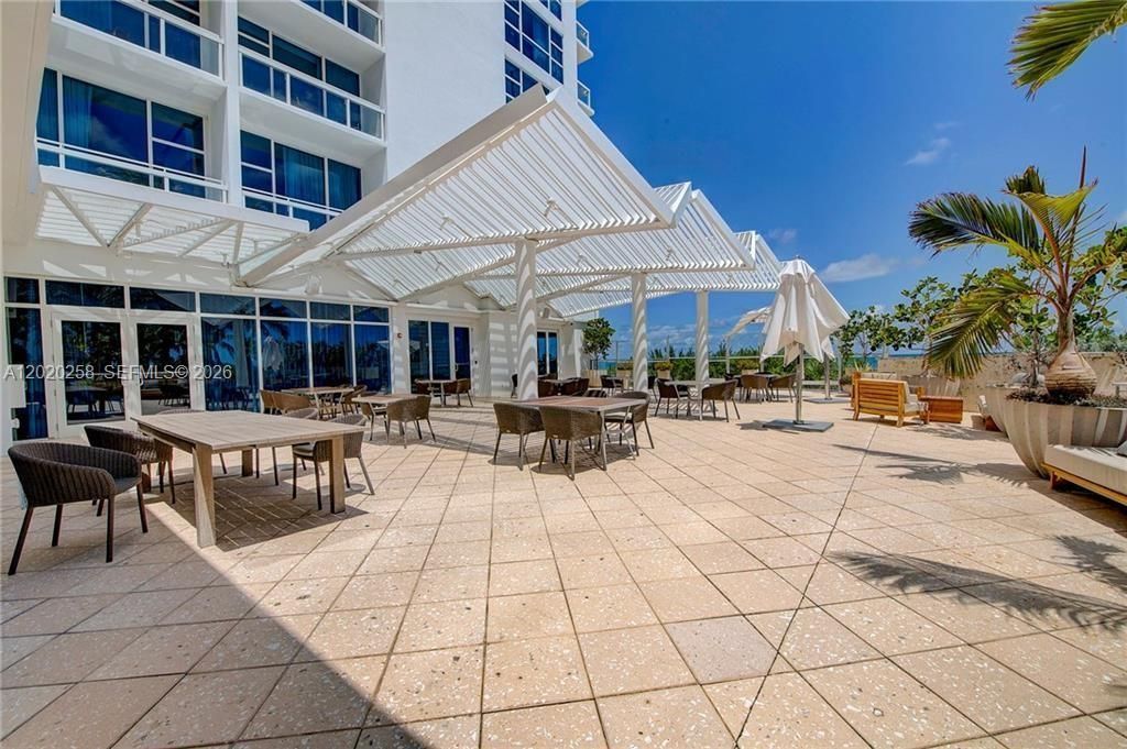6899 Collins Ave , Unit 2208, Miami Beach, FL 33141 Photo