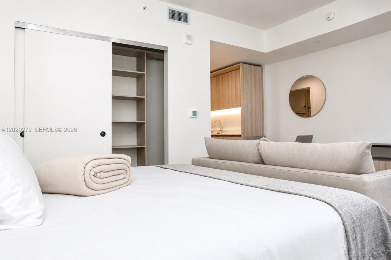 225 N Miami Ave, Unit 2308, Miami, FL 33128 Photo