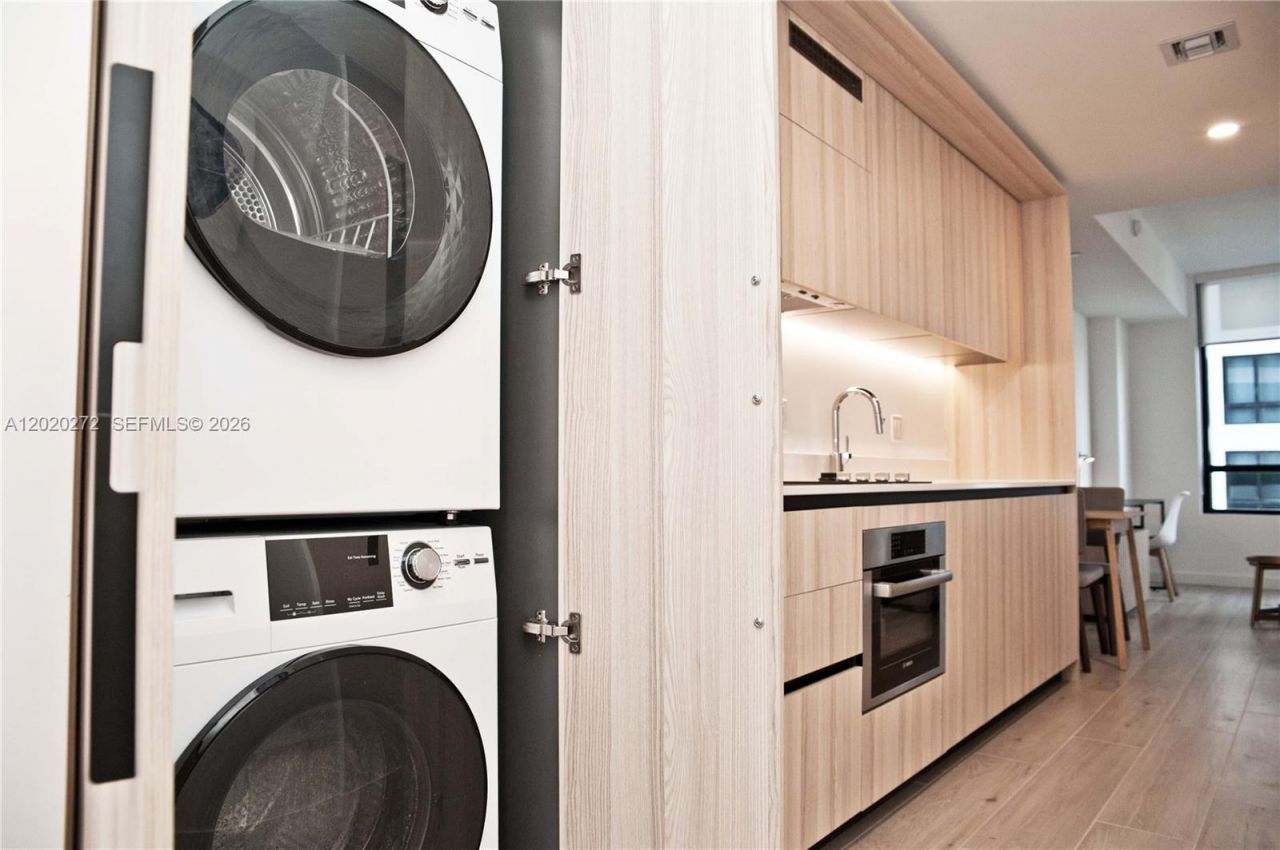225 N Miami Ave, Unit 2308, Miami, FL 33128 Photo