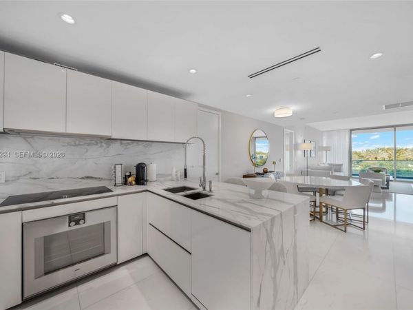 10201 Collins Ave , Unit 305, Bal Harbour, FL 33154