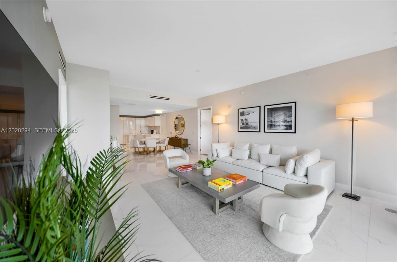 10201 Collins Ave, Unit 305, Bal Harbour, FL 33154 Photo