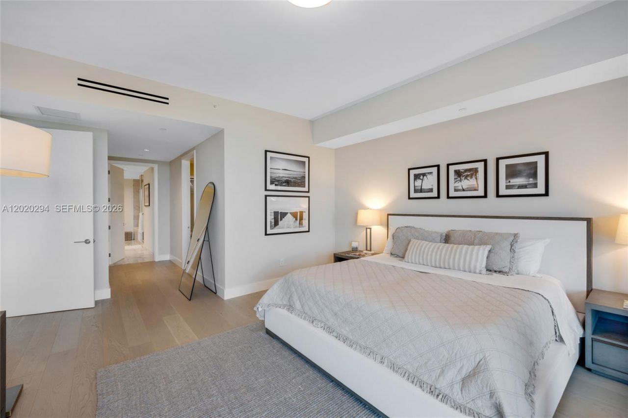 10201 Collins Ave, Unit 305, Bal Harbour, FL 33154 Photo
