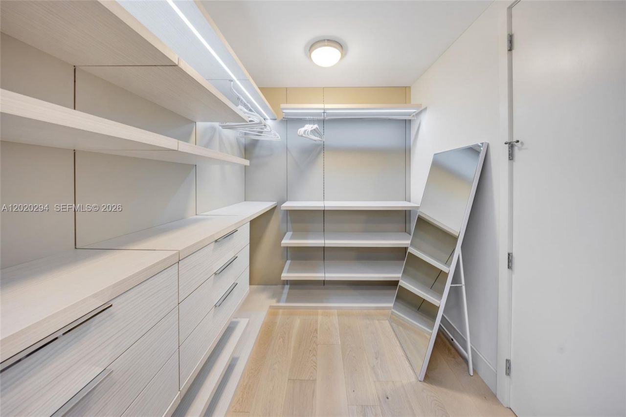 10201 Collins Ave, Unit 305, Bal Harbour, FL 33154 Photo