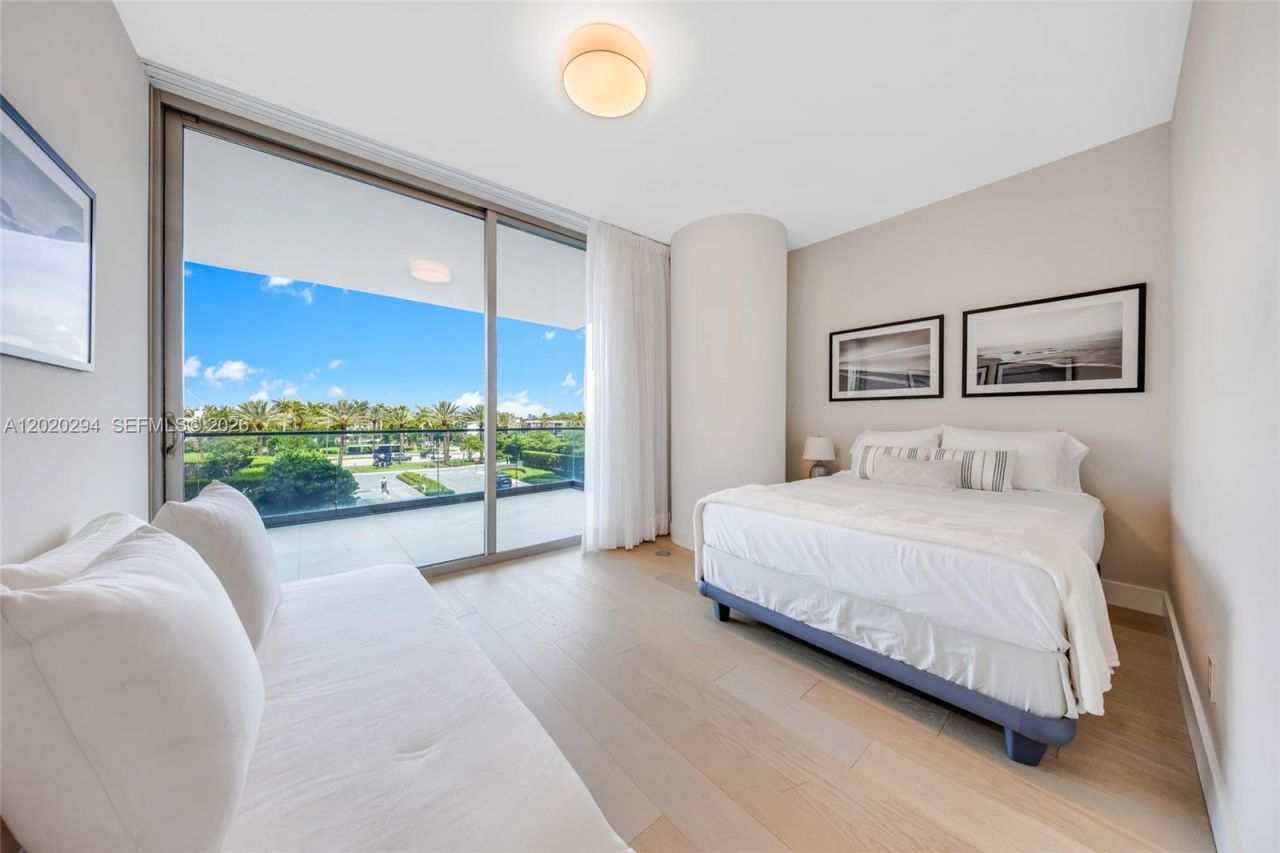 10201 Collins Ave, Unit 305, Bal Harbour, FL 33154 Photo