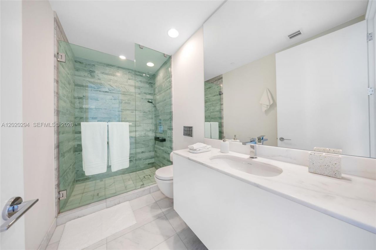 10201 Collins Ave, Unit 305, Bal Harbour, FL 33154 Photo