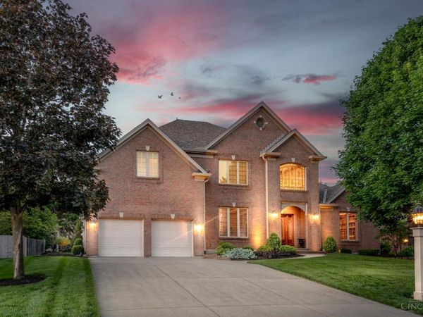 5025 Oakview Drive, Middletown, OH 45042