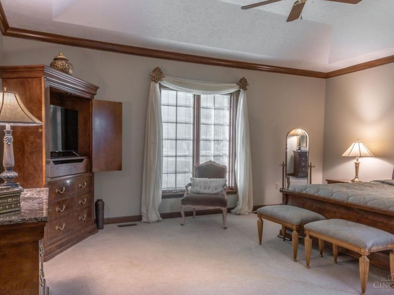 5025 Oakview Drive, Middletown, OH 45042 Photo 9