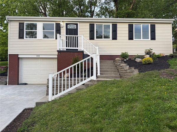 308 Cortez Dr , Washington, PA 15301
