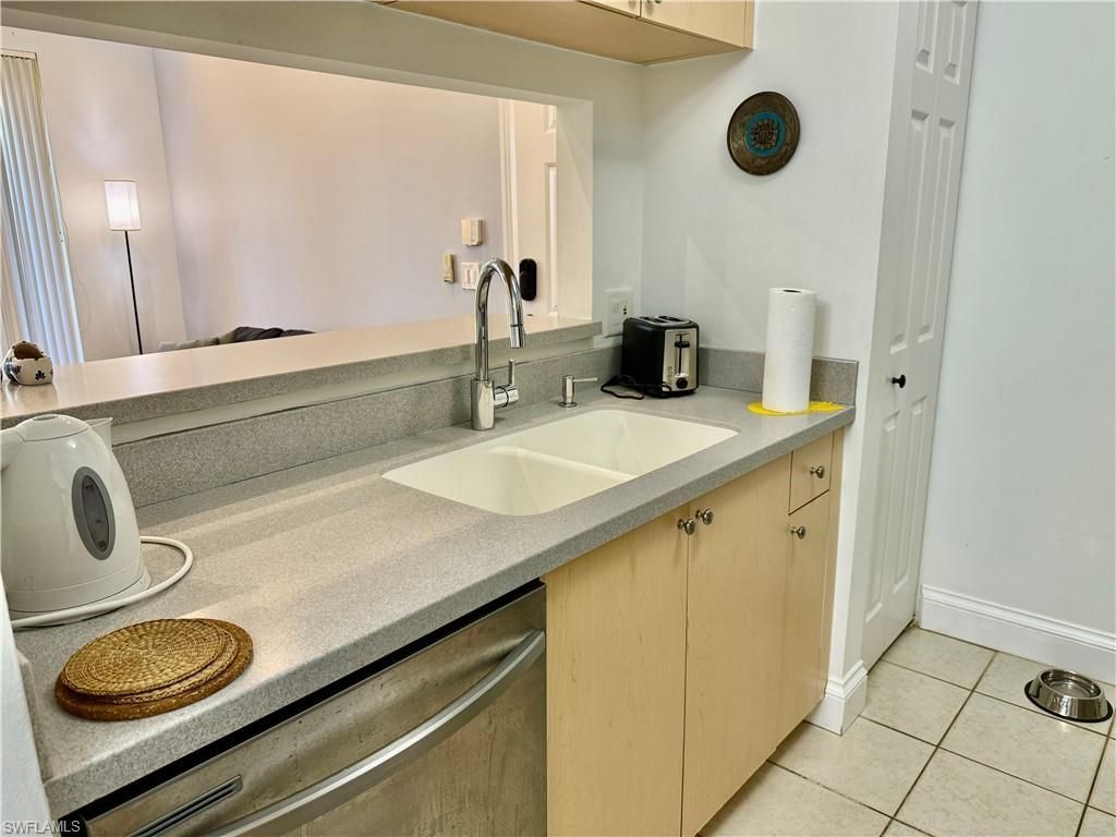 1180 Reserve Way, Unit 302, Naples, FL 34105 Photo