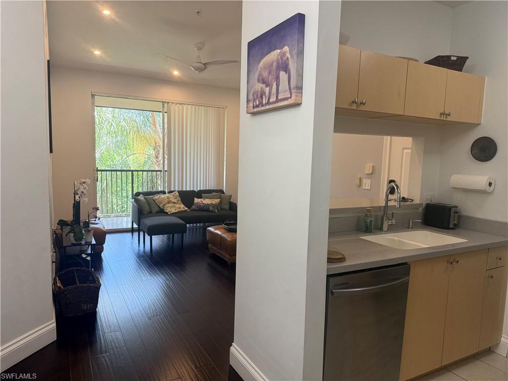 1180 Reserve Way, Unit 302, Naples, FL 34105 Photo