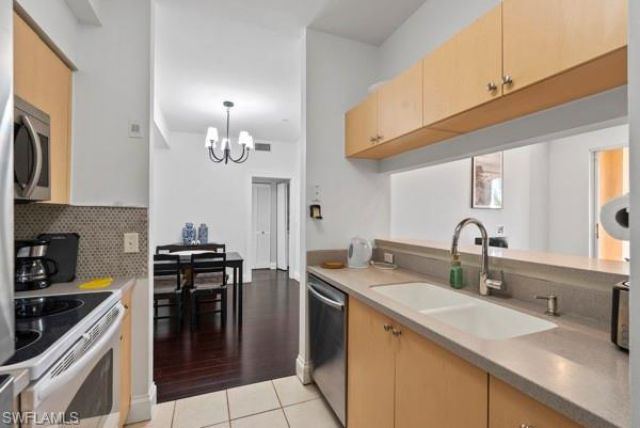 1180 Reserve Way, Unit 302, Naples, FL 34105 Photo