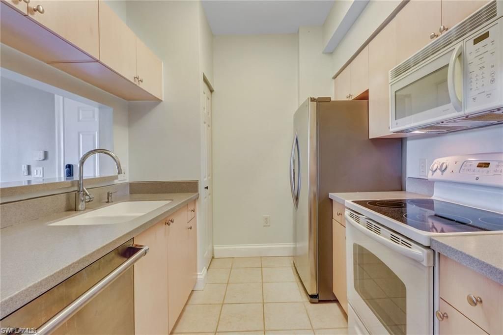 1180 Reserve Way, Unit 302, Naples, FL 34105 Photo