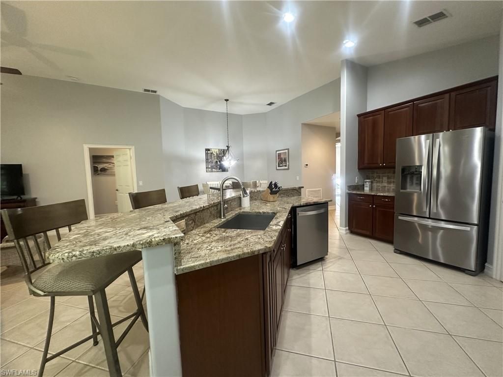 2004 Tarpon Bay Dr N, Unit 201, Naples, FL 34119 Photo