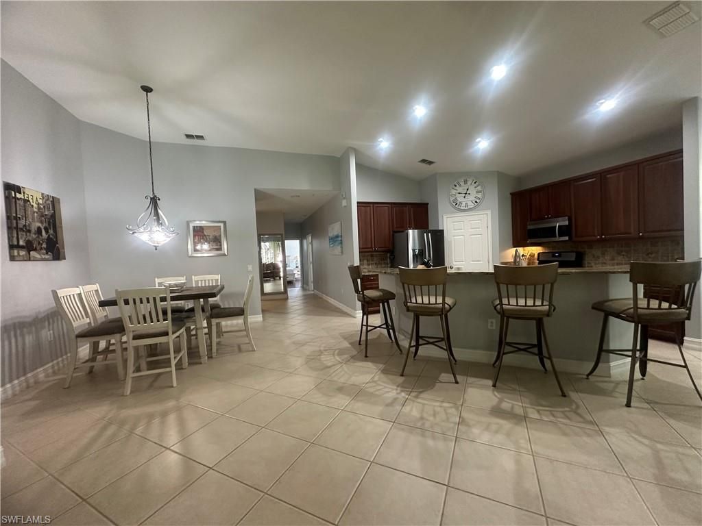 2004 Tarpon Bay Dr N, Unit 201, Naples, FL 34119 Photo