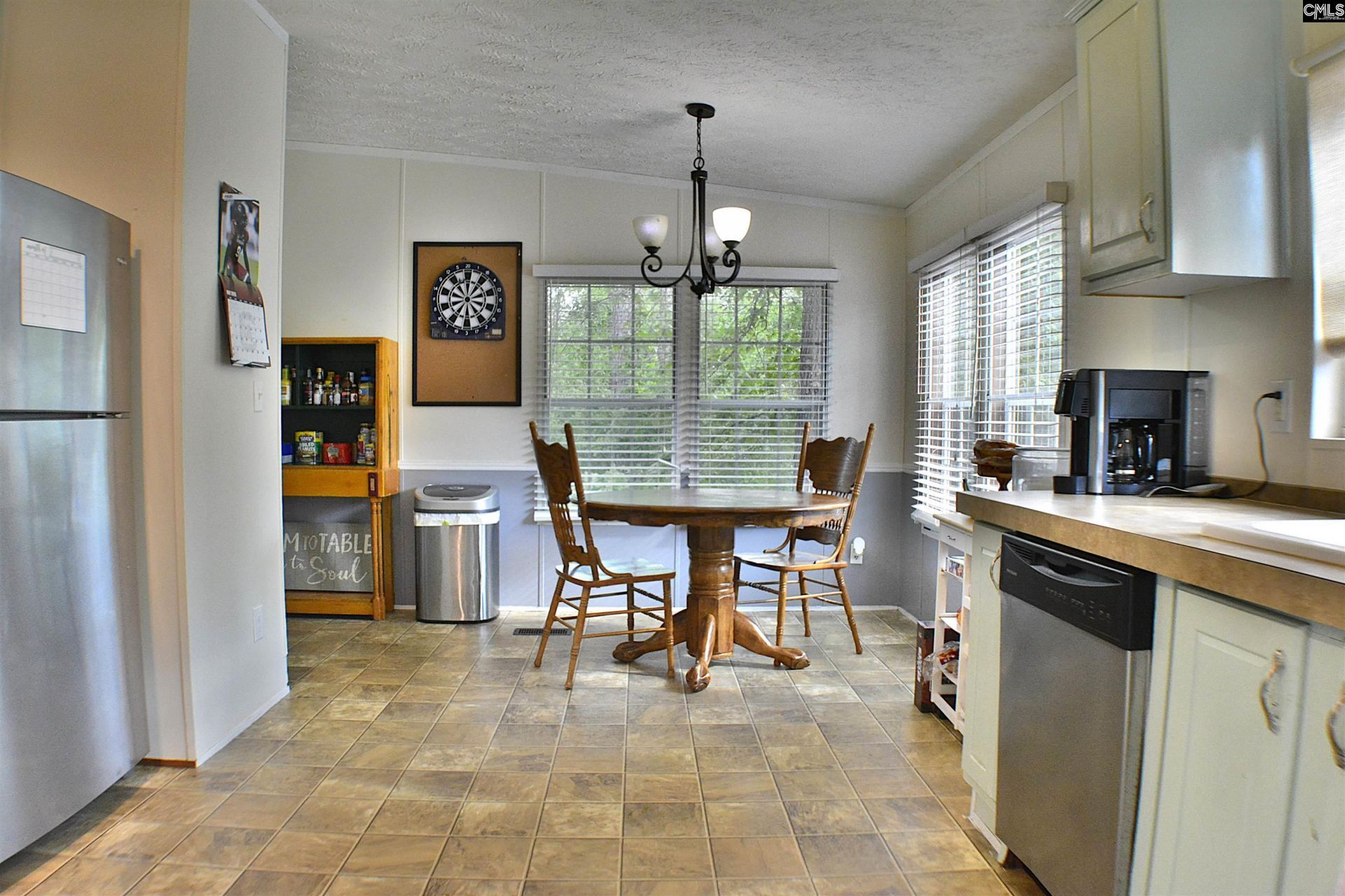 487 Crout Place Road  Photo 9