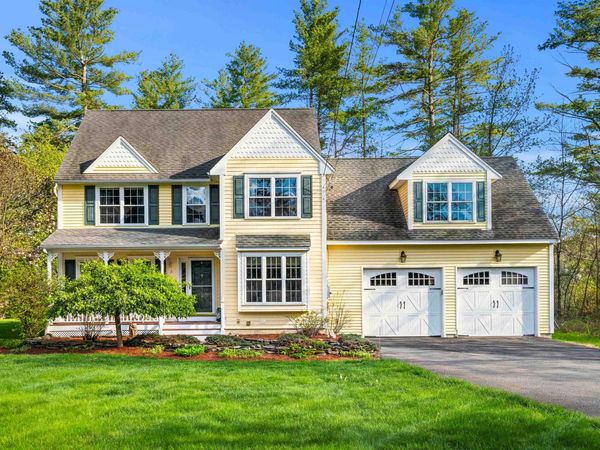 5 Spicebush Circle, Litchfield, NH 03052