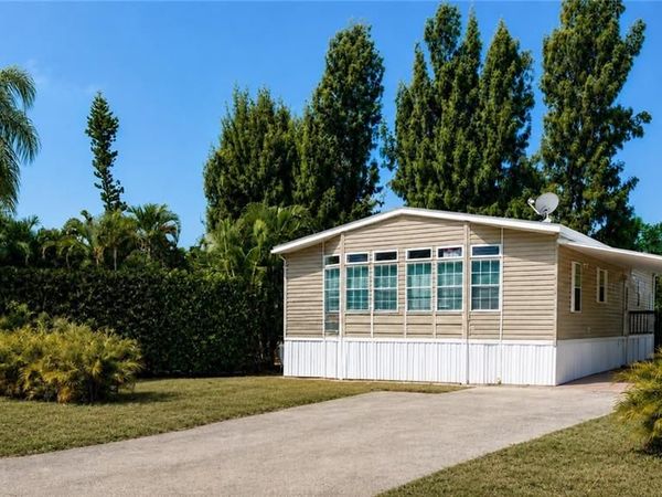 20472 Luettich LN, ESTERO, FL 33928