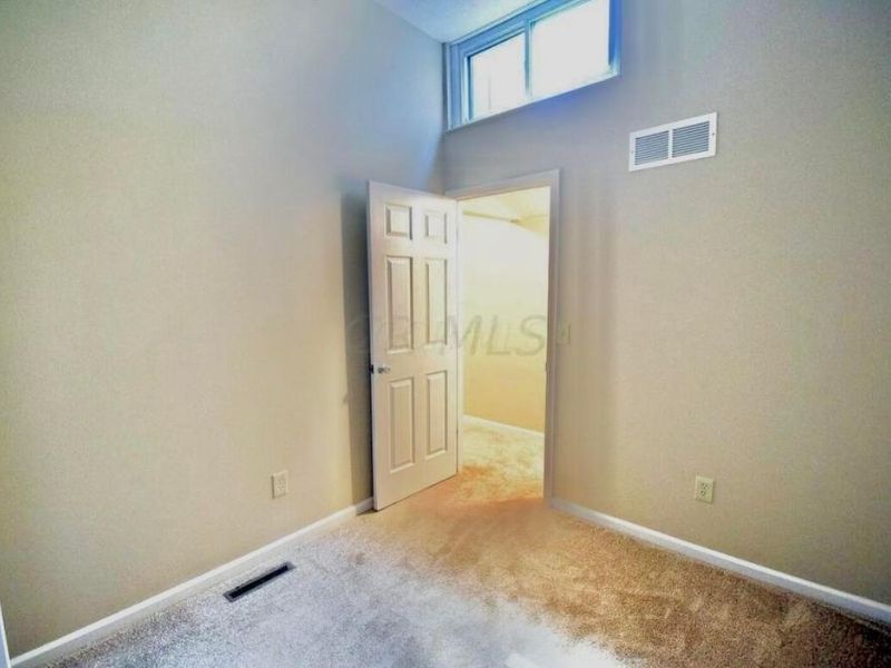 20 King Arthur Court, Unit 20, Westerville, OH 43081 Photo 17