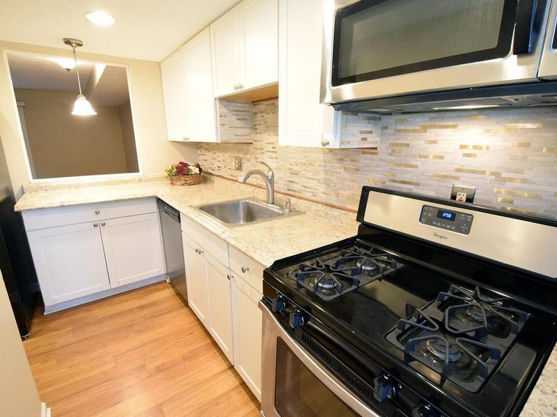 20 King Arthur Court, Unit 20, Westerville, OH 43081 Photo 7