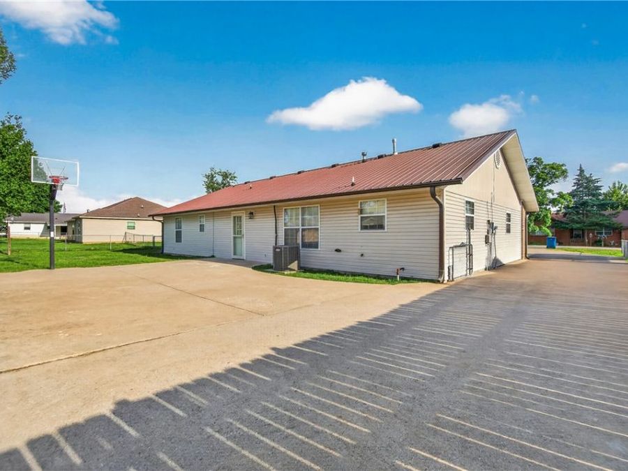 Property Image 25
