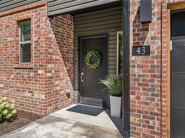 43 Saint Austell Drive, Bella Vista, AR 72714