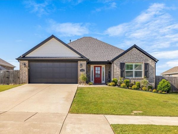 3670 Avon Avenue , Springdale, AR 72764