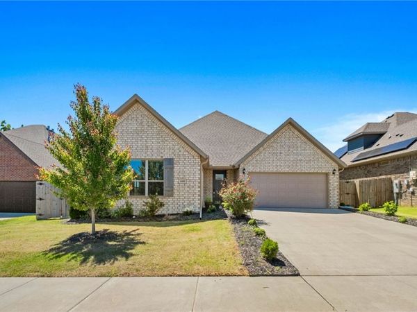 4400 SW Pawhuska Street , Bentonville, AR 72713