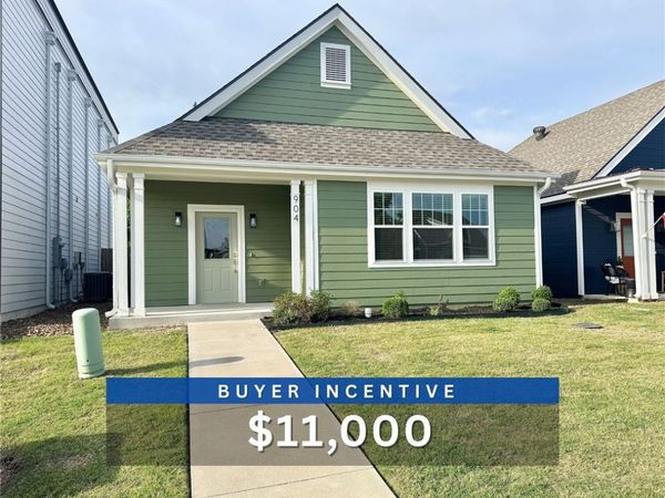 904 NE Heights Lane , Bentonville, AR 72712