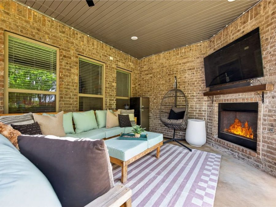 Property Image 32