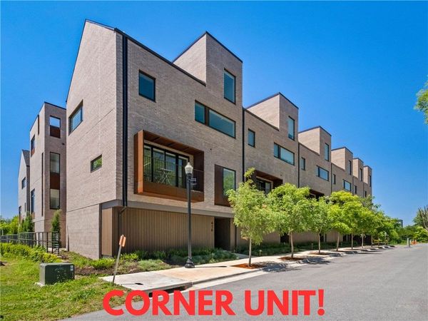 416 SE G Street , Bentonville, AR 72712