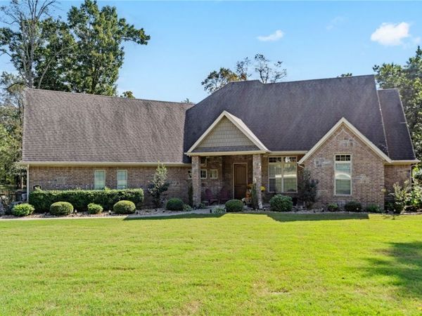 477 NE Duke Hill Road , Highfill, AR 72713
