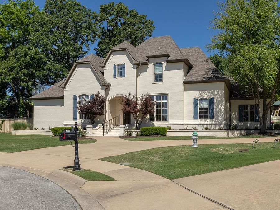 Property Image 1