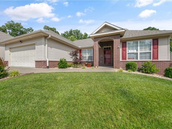 23 Parkridge Drive , Bella Vista, AR 72715