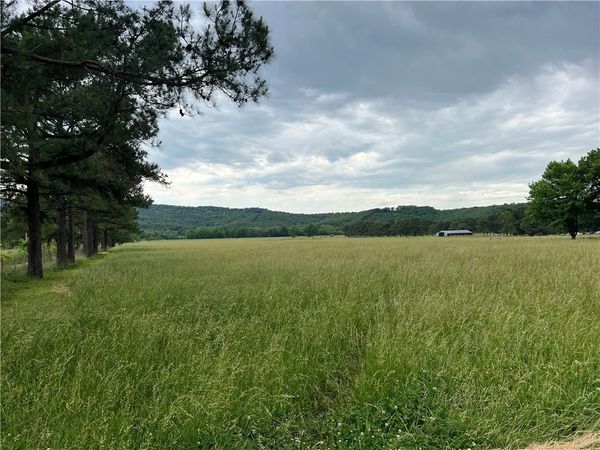 S Harris Road , Fayetteville, AR 72701