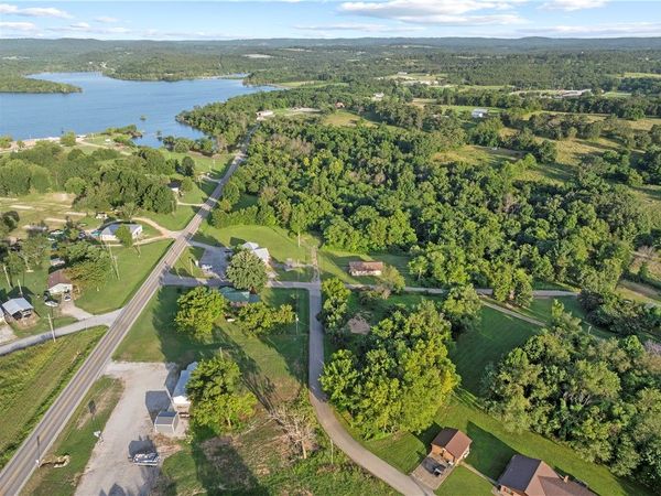 101 Circle Drive , Lead Hill, AR 72644
