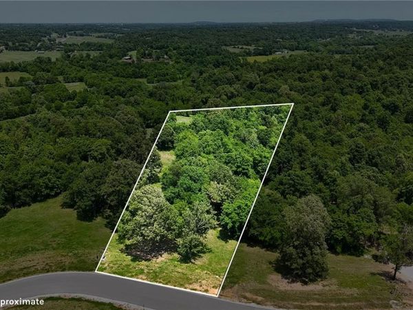 6118 W Primeark Horizon Drive , Fayetteville, AR 72704