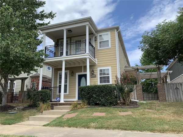 4156 W Bradstreet Lane , Fayetteville, AR 72704