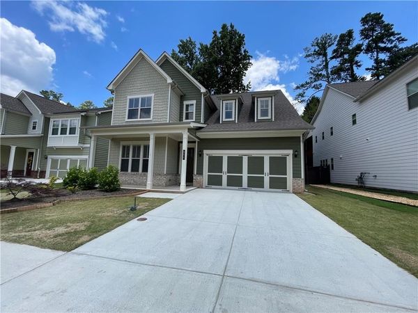 556 Avondale Hills Drive , Avondale Estates, GA 30032