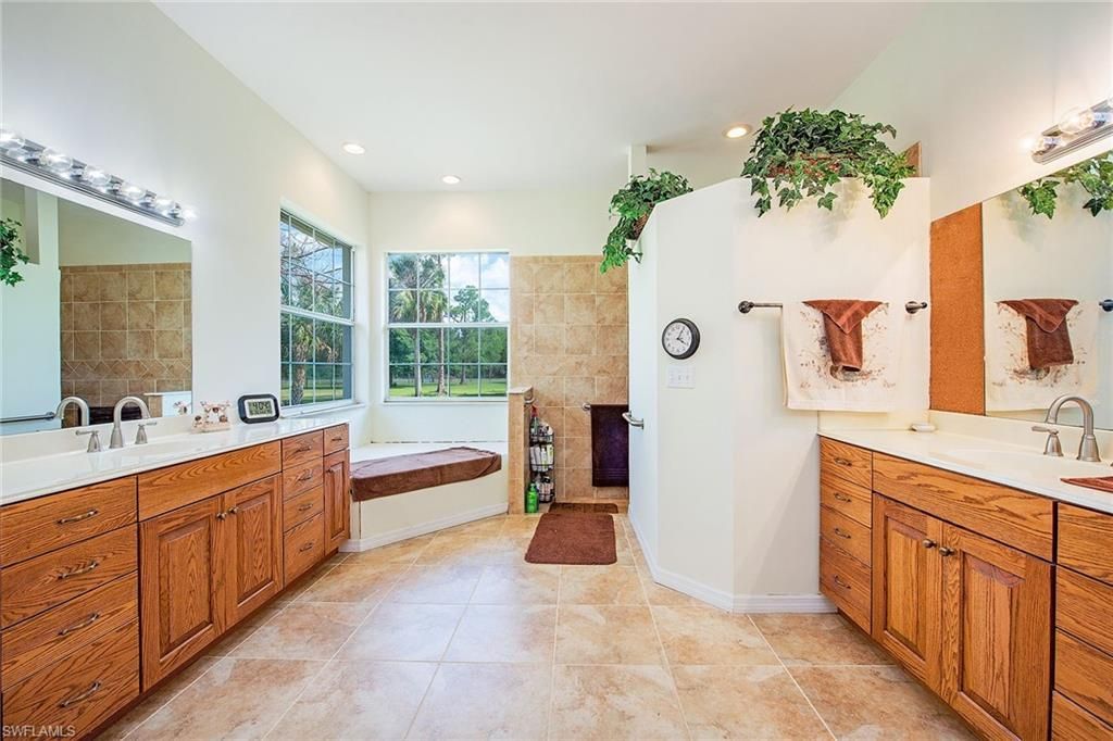 581 Wild Turkey Dr, Naples, FL 34120 Photo