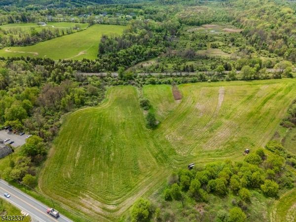 201 N Church Rd, Hardyston, NJ 07416