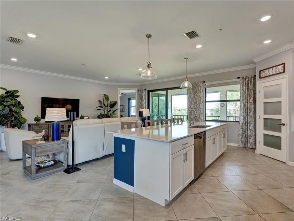 2359 Montserrat Ln, Unit 202, Naples, FL 34120 Photo