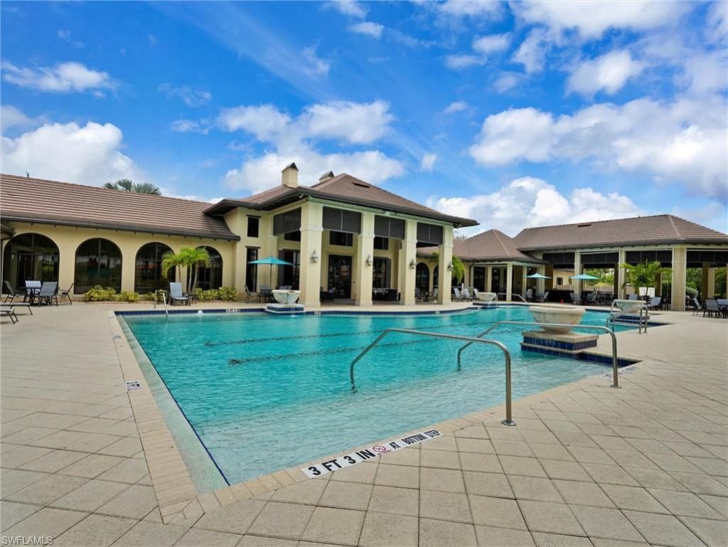 2359 Montserrat Ln, Unit 202, Naples, FL 34120 Photo
